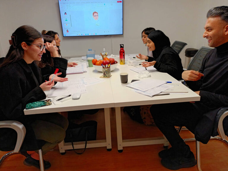 Students in class undertaking an Intensive Arabic course in London